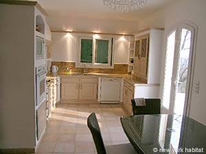 S&uuml;dfrankreich - C&ocirc;te d'Azur - 5 Zimmer - Villa ferienwohnung - k&uuml;che (PR-965) photo 7 von 10