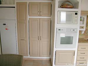 S&uuml;dfrankreich - C&ocirc;te d'Azur - 5 Zimmer - Villa ferienwohnung - k&uuml;che (PR-965) photo 8 von 10