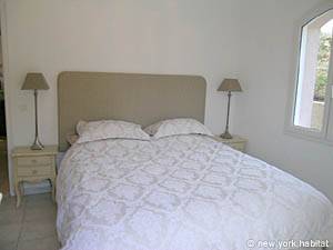 S&uuml;dfrankreich - C&ocirc;te d'Azur - 5 Zimmer - Villa ferienwohnung - schlafzimmer 1 (PR-965) photo 3 von 4
