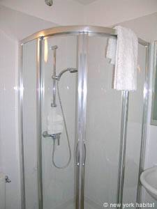 S&uuml;dfrankreich - C&ocirc;te d'Azur - 5 Zimmer - Villa ferienwohnung - badezimmer 3 (PR-965) photo 2 von 3