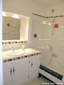 S&uuml;dfrankreich - C&ocirc;te d'Azur - 5 Zimmer - Villa ferienwohnung - badezimmer 4 (PR-965) photo 2 von 4