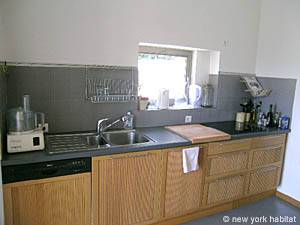Sud de la France - Provence - Luberon - T4 - Villa appartement location vacances - cuisine (PR-981) photo 4 sur 5