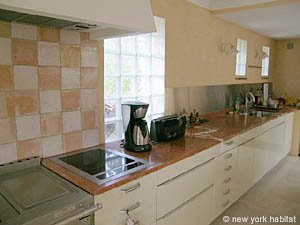 S&uuml;dfrankreich - C&ocirc;te d'Azur - 5 Zimmer - Villa ferienwohnung - k&uuml;che (PR-985) photo 3 von 8
