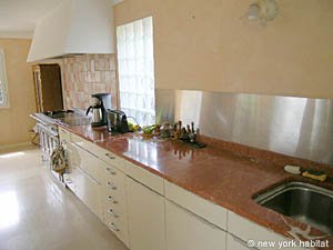 S&uuml;dfrankreich - C&ocirc;te d'Azur - 5 Zimmer - Villa ferienwohnung - k&uuml;che (PR-985) photo 5 von 8