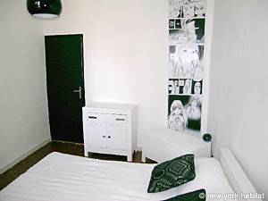 Südfrankreich - Provence - 2 Zimmer - Loft wohnungsvermietung - schlafzimmer (PR-988) photo 5 von 8 Südfrankreich - Provence - 2 Zimmer - Loft wohnungsvermietung - schlafzimmer (PR-988) photo 5 von 8