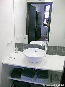 Südfrankreich - Provence - 2 Zimmer - Loft wohnungsvermietung - badezimmer 1 (PR-988) photo 1 von 5 Südfrankreich - Provence - 2 Zimmer - Loft wohnungsvermietung - badezimmer 1 (PR-988) photo 1 von 5