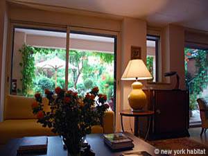 South of France - Provence - 1 Bedroom apartment - living room (PR-1000) photo 3 of 6