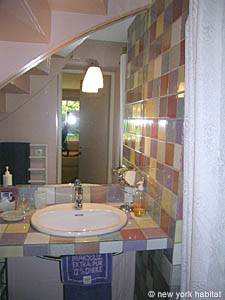 South of France - Provence - 1 Bedroom apartment - bathroom 2 (PR-1000) photo 1 of 3