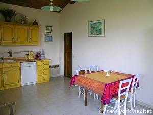 South of France - Provence - 2 Bedroom - Villa accommodation - kitchen (PR-1034) photo 4 of 6 South of France - Provence - 2 Bedroom - Villa accommodation - kitchen (PR-1034) photo 4 of 6