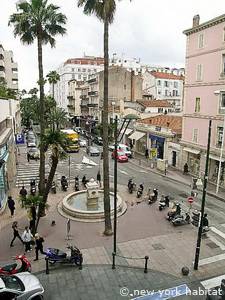 Sud de la France - C&ocirc;te d'Azur - T3 appartement location vacances - chambre 2 (PR-1040) photo 5 sur 5