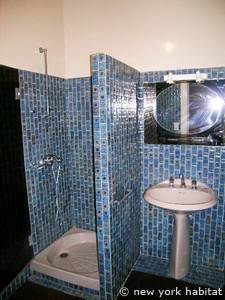Sud de la France - C&ocirc;te d'Azur - T3 appartement location vacances - salle de bain 2 (PR-1040) photo 1 sur 2