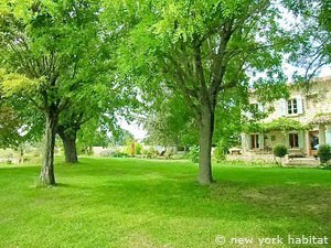 Sud de la France - Provence - T5 - Mas appartement bed breakfast - autre (PR-1047) photo 29 sur 35 Sud de la France - Provence - T5 - Mas appartement bed breakfast - autre (PR-1047) photo 29 sur 35
