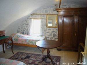 South of France - French Alps - 4 Bedroom - Villa accommodation - bedroom 3 (PR-1061) photo 1 of 1
