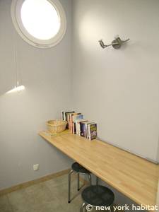 Sud de la France - Provence - T3 appartement location vacances - chambre 2 (PR-1078) photo 2 sur 2