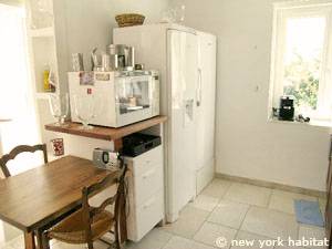 Sud de la France - Provence - T4 - Duplex - Villa appartement location vacances - cuisine (PR-1080) photo 4 sur 4 Sud de la France - Provence - T4 - Duplex - Villa appartement location vacances - cuisine (PR-1080) photo 4 sur 4