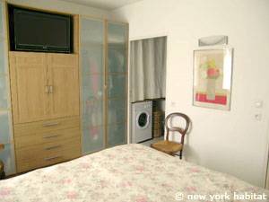 Sud de la France - Provence - T4 - Duplex - Villa appartement location vacances - chambre 1 (PR-1080) photo 4 sur 4 Sud de la France - Provence - T4 - Duplex - Villa appartement location vacances - chambre 1 (PR-1080) photo 4 sur 4
