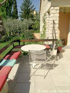 Sud de la France - Provence - T4 - Duplex - Villa appartement location vacances - autre (PR-1080) photo 1 sur 13 Sud de la France - Provence - T4 - Duplex - Villa appartement location vacances - autre (PR-1080) photo 1 sur 13