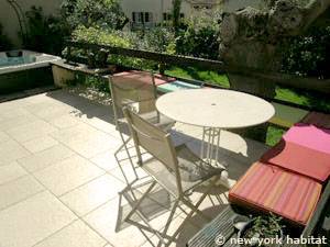 Sud de la France - Provence - T4 - Duplex - Villa appartement location vacances - autre (PR-1080) photo 3 sur 13 Sud de la France - Provence - T4 - Duplex - Villa appartement location vacances - autre (PR-1080) photo 3 sur 13