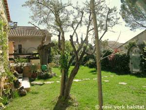 Sud de la France - Provence - T4 - Duplex - Villa appartement location vacances - autre (PR-1080) photo 11 sur 13 Sud de la France - Provence - T4 - Duplex - Villa appartement location vacances - autre (PR-1080) photo 11 sur 13