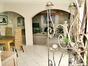 South of France - Provence - 4 Bedroom - Villa accommodation - living room (PR-1081) photo 5 of 8
