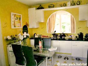 South of France - Provence - 4 Bedroom - Villa accommodation - kitchen (PR-1081) photo 4 of 4