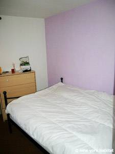 Sud de la France - Provence - T2 appartement location vacances - chambre (PR-1088) photo 1 sur 3