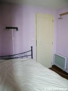 Sud de la France - Provence - T2 appartement location vacances - chambre (PR-1088) photo 2 sur 3