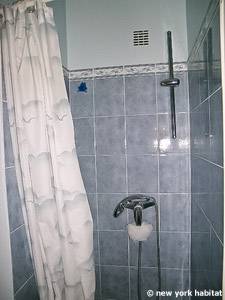 Sud de la France - Provence - T2 appartement location vacances - salle de bain (PR-1088) photo 3 sur 3