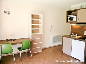 S&uuml;dfrankreich - Provence - Studiowohnung ferienwohnung - wohnzimmer (PR-1093) photo 3 von 4