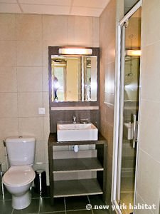 S&uuml;dfrankreich - Provence - Studiowohnung ferienwohnung - badezimmer (PR-1093) photo 1 von 2
