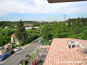 Sud de la France - Provence - T2 appartement location vacances - séjour (PR-1095) photo 6 sur 6 Sud de la France - Provence - T2 appartement location vacances - séjour (PR-1095) photo 6 sur 6