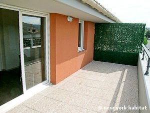 Sud de la France - Provence - T2 appartement location vacances - séjour (PR-1095) photo 4 sur 6 Sud de la France - Provence - T2 appartement location vacances - séjour (PR-1095) photo 4 sur 6