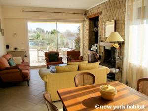 S&uuml;dfrankreich - Provence - 4 Zimmer - Villa ferienwohnung - wohnzimmer (PR-1114) photo 1 von 5