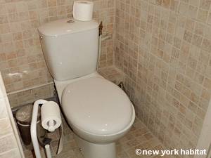 South of France - Provence - 1 Bedroom - Mas accommodation - bathroom 2 (PR-1118) photo 1 of 1