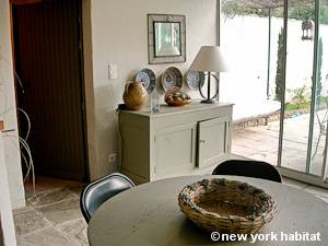 South of France - Provence - 1 Bedroom - Mas accommodation - kitchen (PR-1118) photo 4 of 5
