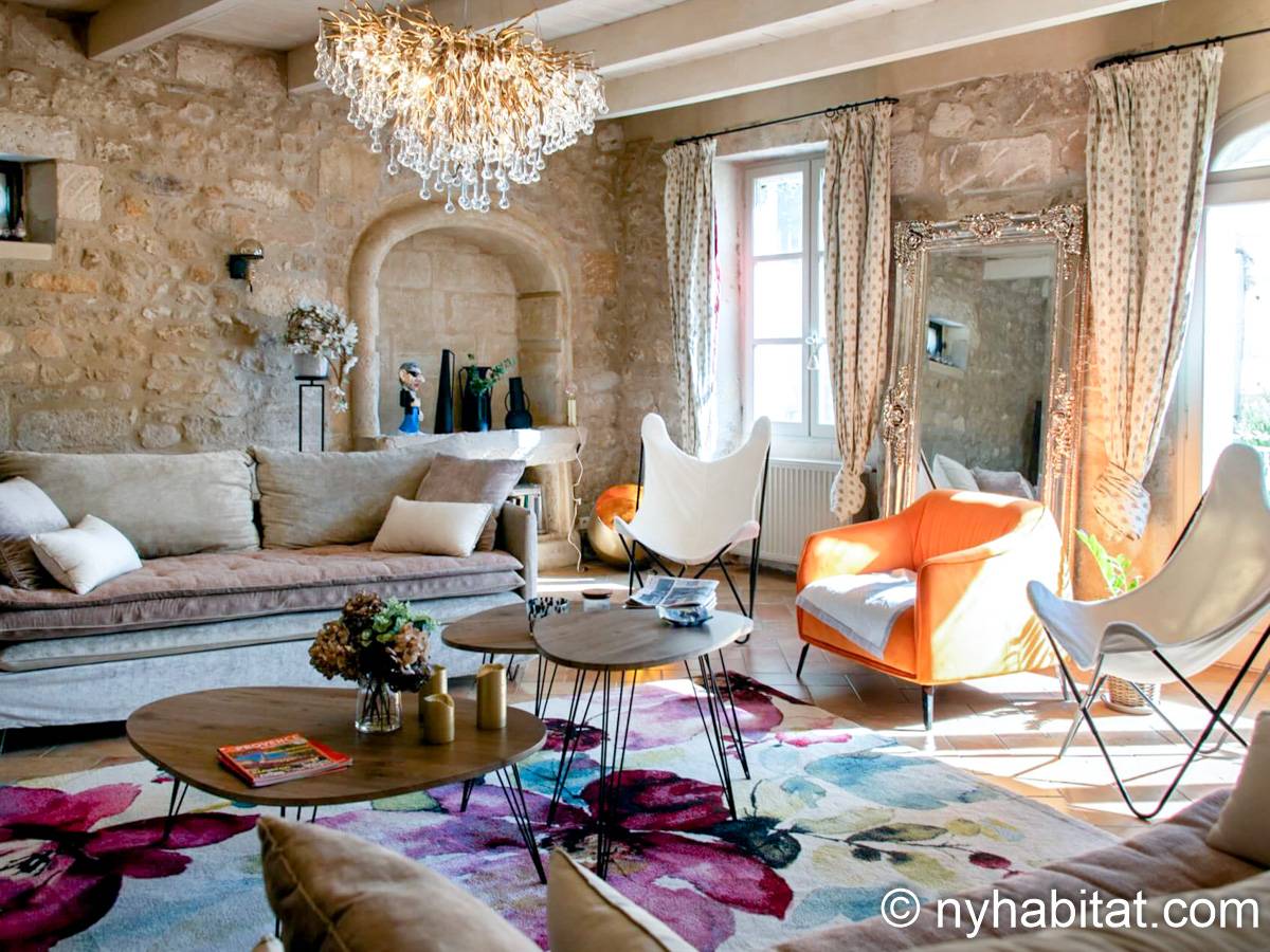 Sud de la France Saint-Rmy-de-Provence, Provence - T6 appartement location vacances - Appartement référence PR-1272