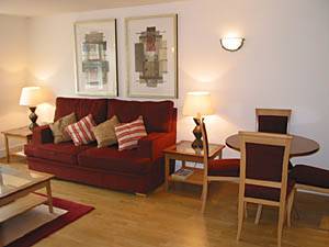 London Accommodation: 1-bedroom apartment  in Islington (LN-224) Pict