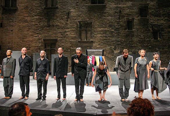 Actors take a bow at a 2006 Festival d’Avignon performance in the Palace of the Popes