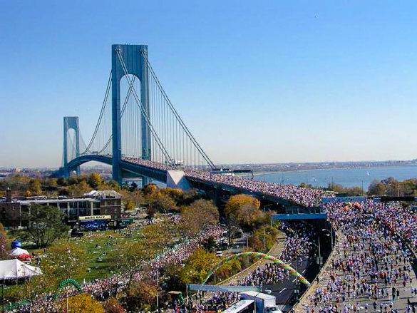 Picture of NYC Marathon runners on the Verrazano-Narrows Bridge
