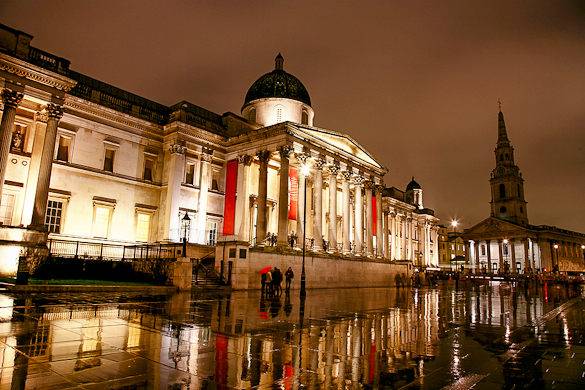 Picture of Trafalgar Square and the National Gallery one rainy day in London