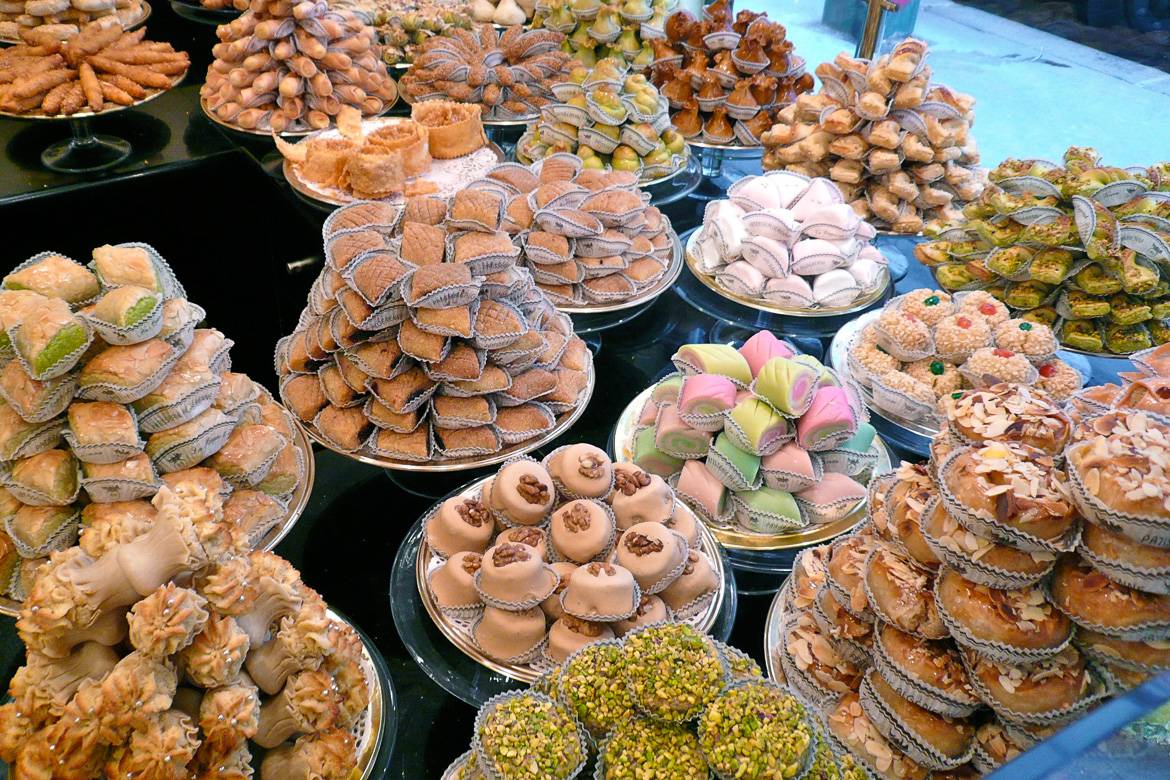 Picture of the pastry shop La Bague de Kenza in Paris