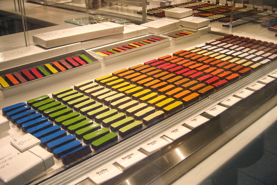 Image of the Parisian pastry shop Sadaharu Aoki