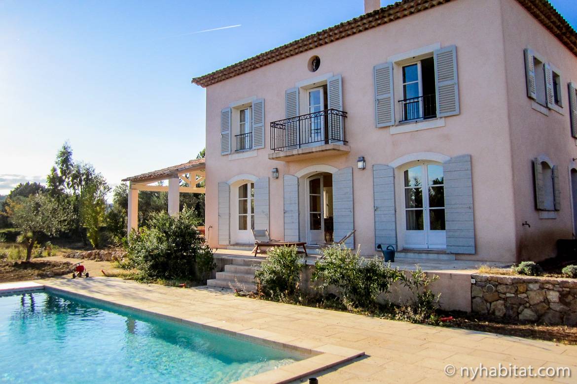 Picture of a villa with swimming pool in Salernes