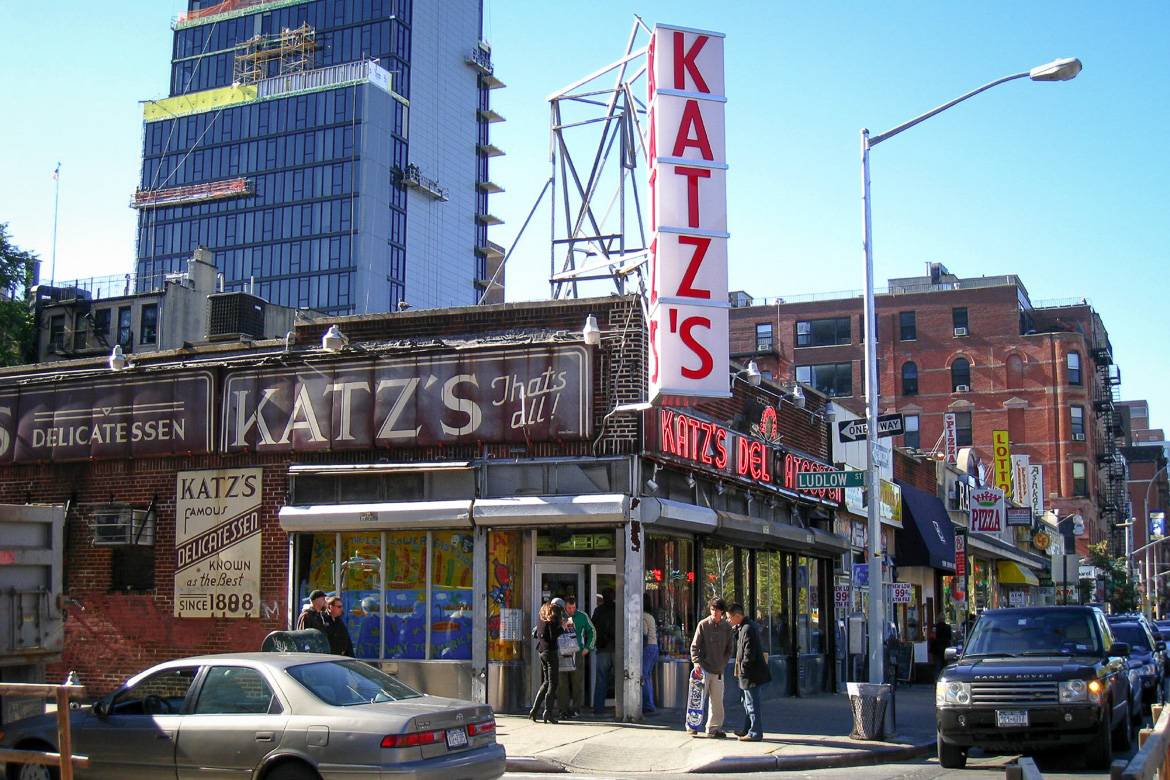 Picture of the Katz’s Deli exterior
