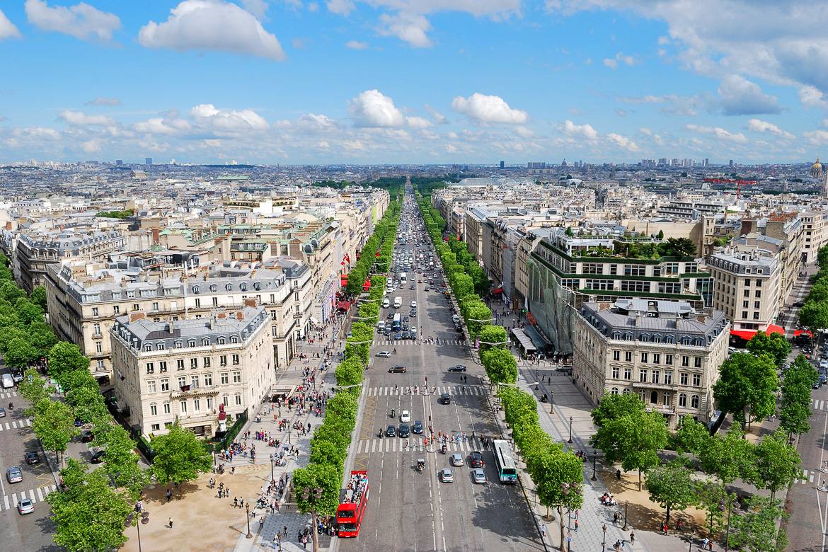 Image of the Champs Élysées Avenue