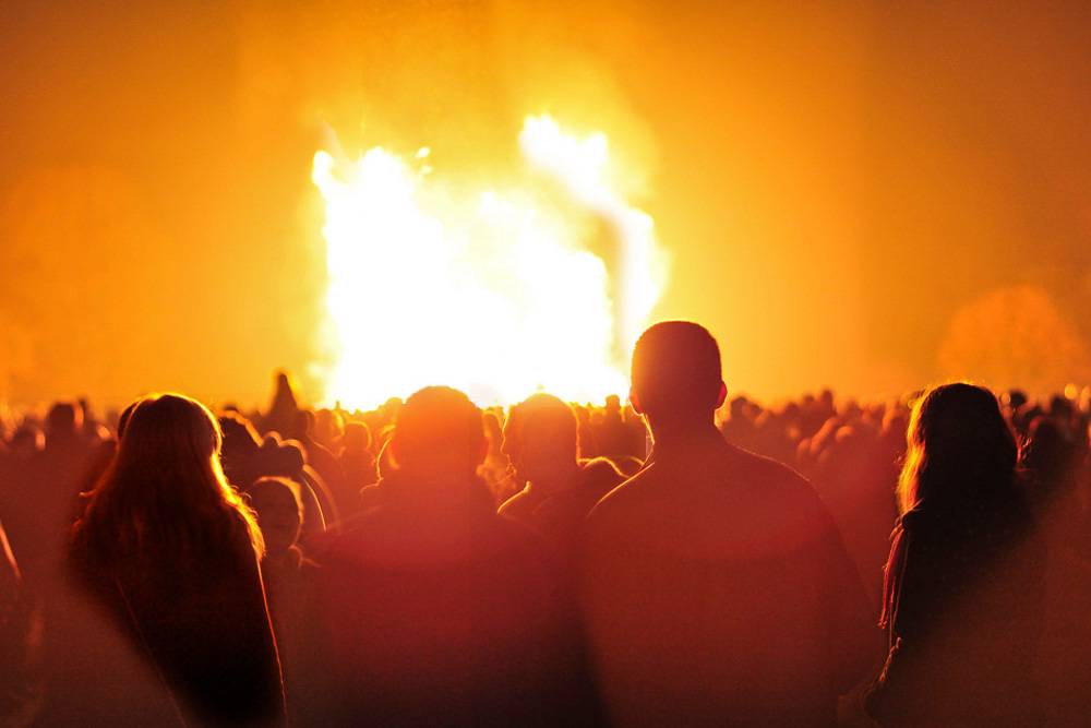 A variety of bonfires can be found throughout London on November 5th