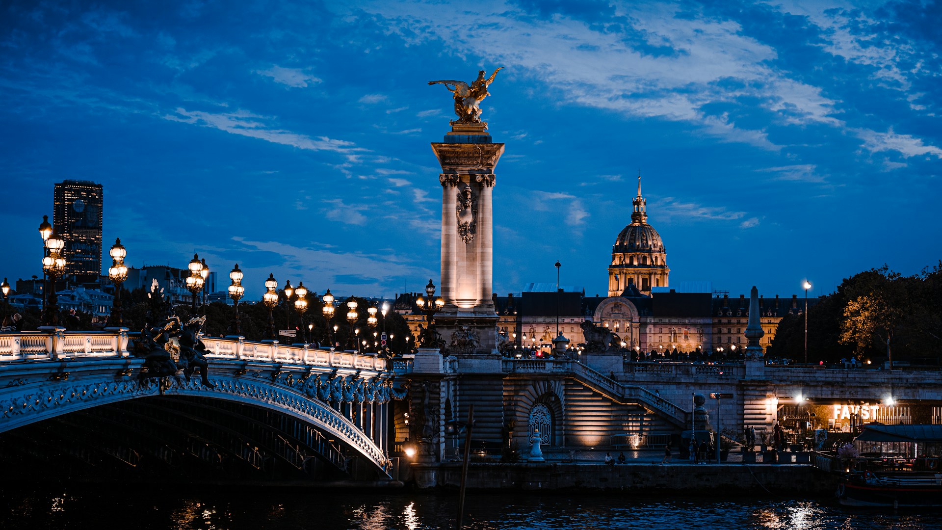Artists use Paris as their blank canvas to create mesmerizing installations across the city during Nuit Blanche. (Photo credit: Jacques Dillies / Unsplash)