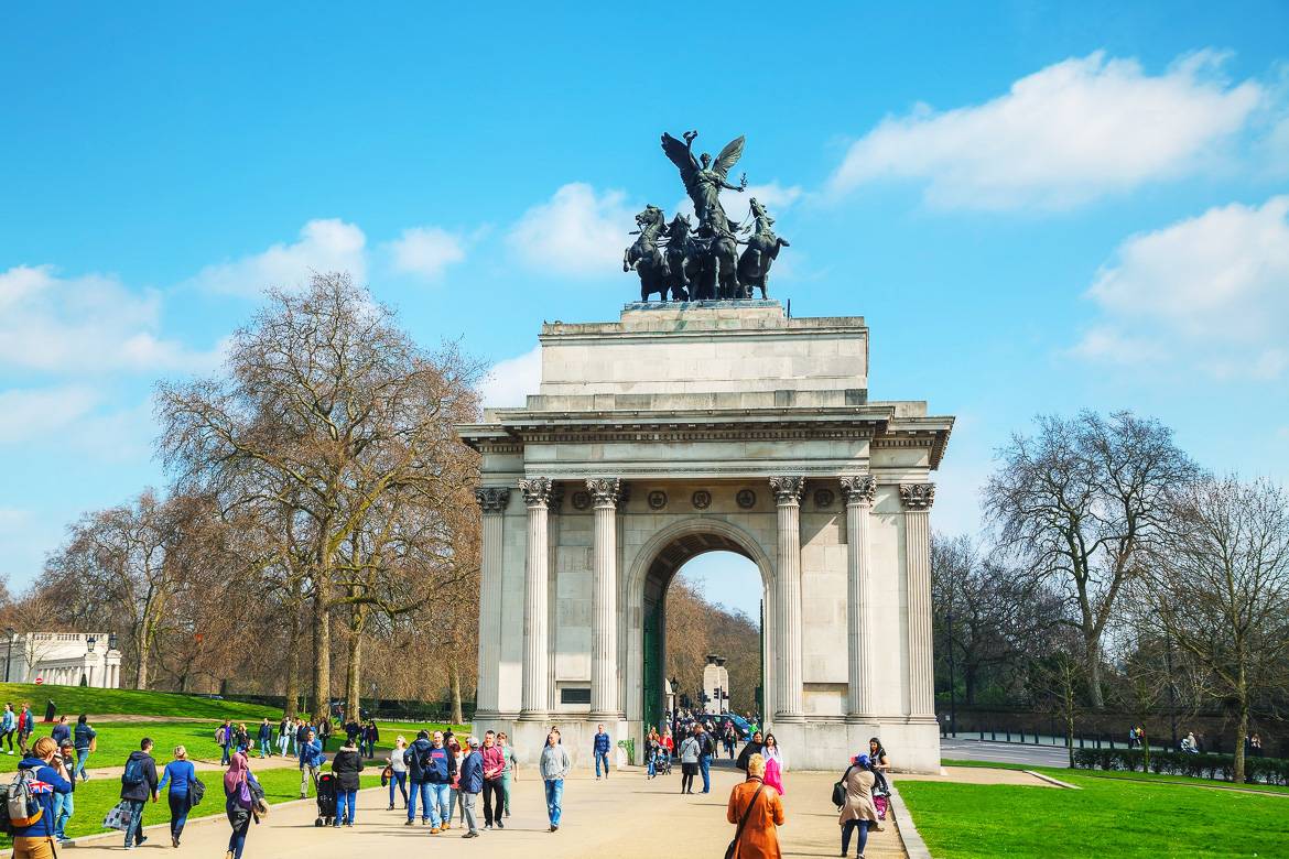 Image of the Marble Arch at the northeast corner of Hyde Park in London