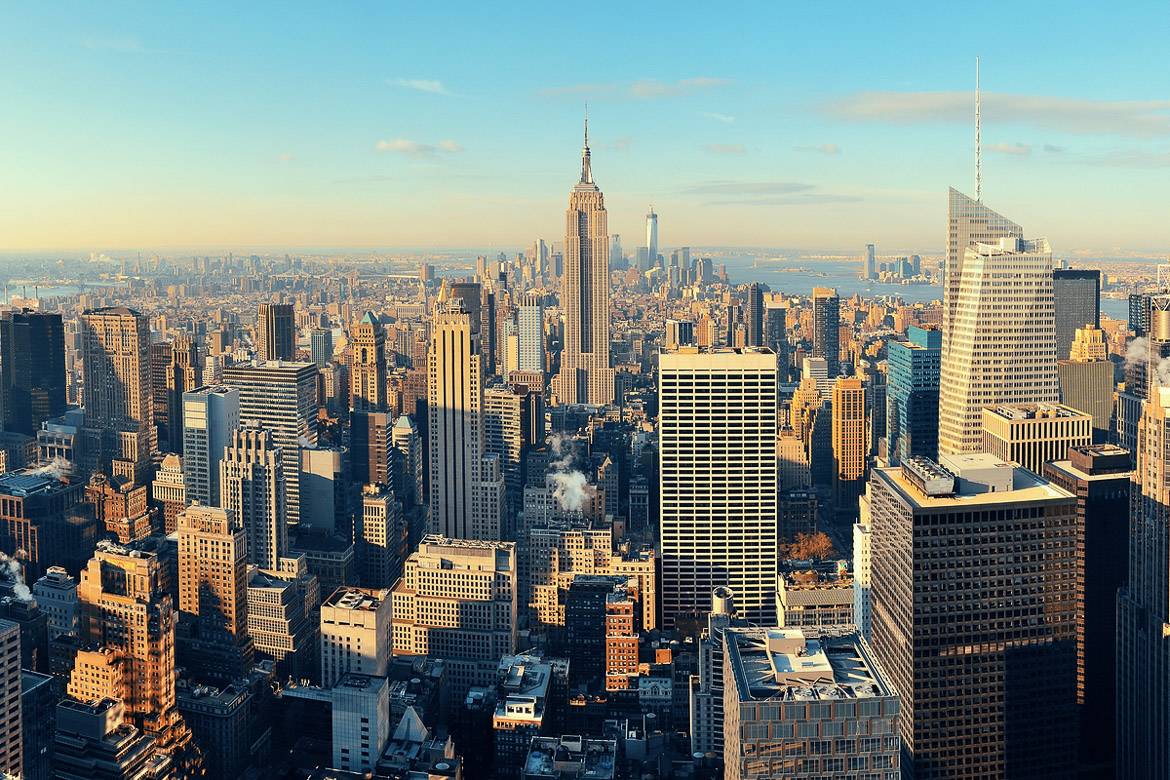 Panoramic image of Manhattan from a rooftop during daylight