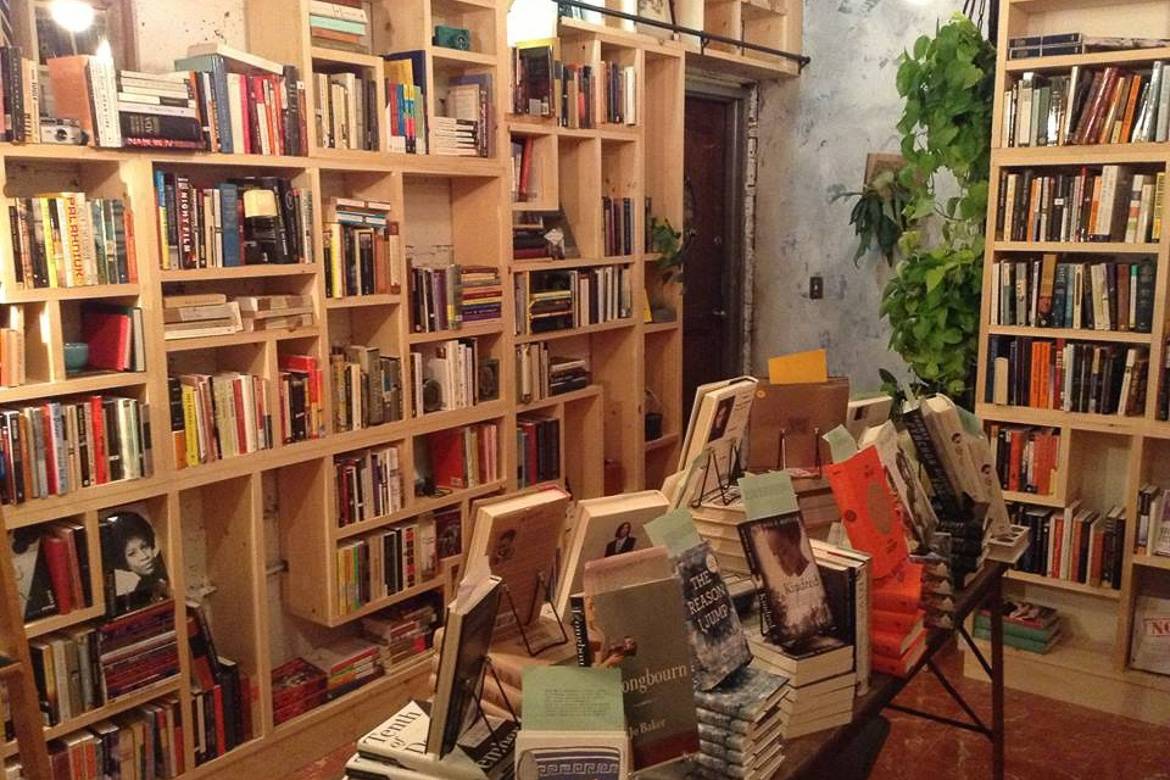 Image of interior of Hullabaloo Books